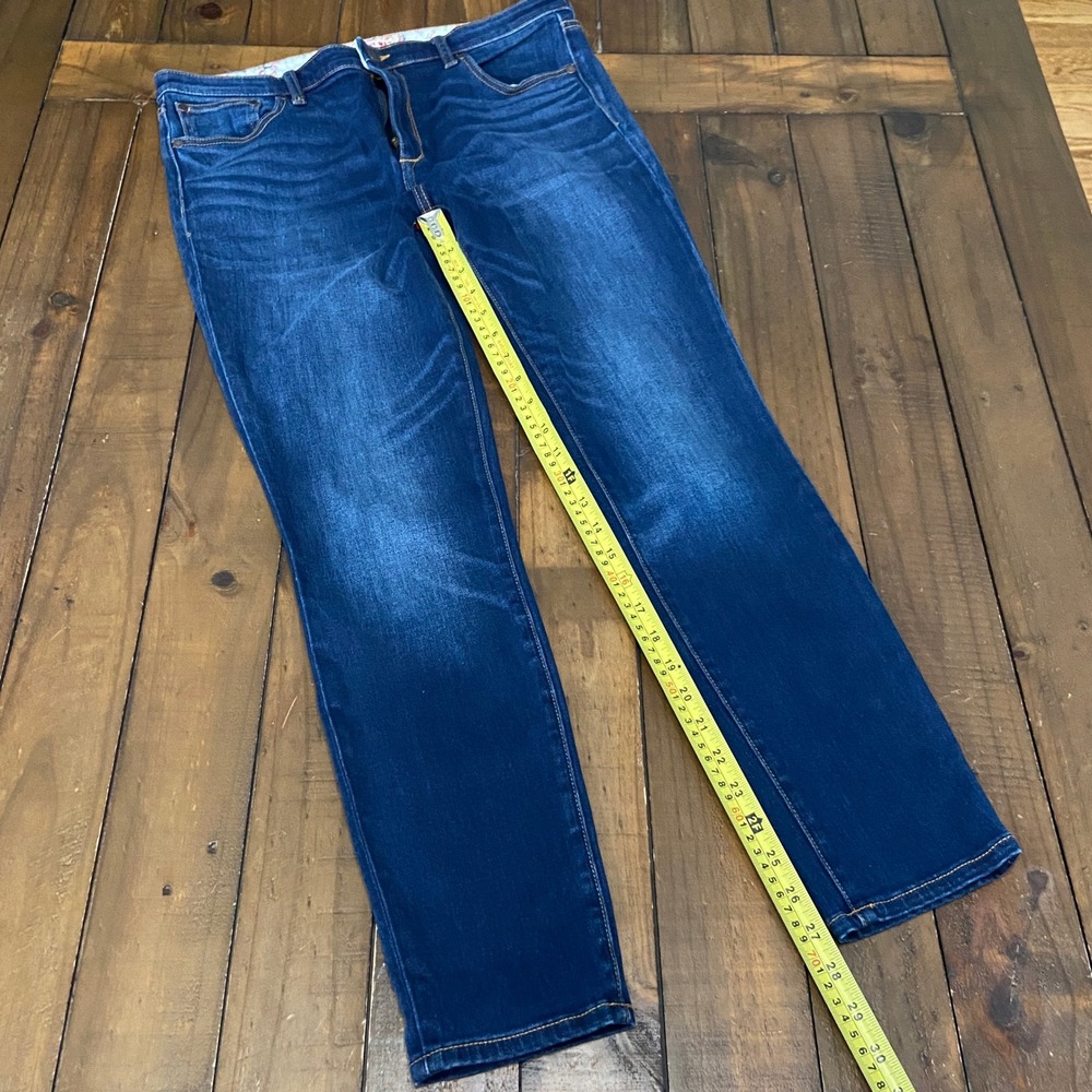 Johnny Was The Skinny Jean Mid Rise Dark Wash Stretch Denim Blue‎ Size 30 - Picture 9 of 9